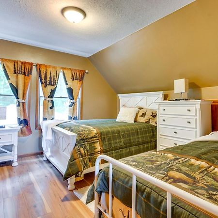 Howard Cabin Rental About 3 Mi To Apple Valley Lake! Mount Vernon Exteriör bild